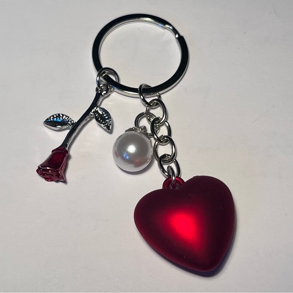 Rose and Heart Bag Charm / Keychain - Picture 2 of 8